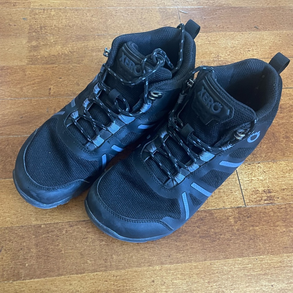 Xero Shoes Daylite Hiker Fusion Women Barefoot Hiking Shoe